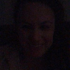 Meet your Posher, Niki